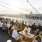 Volkshotel Hotel 3*