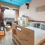 Hotel Volkshotel 3*