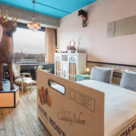 Hotel Volkshotel 3*