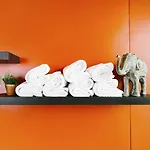 Volkshotel Hotel 3*